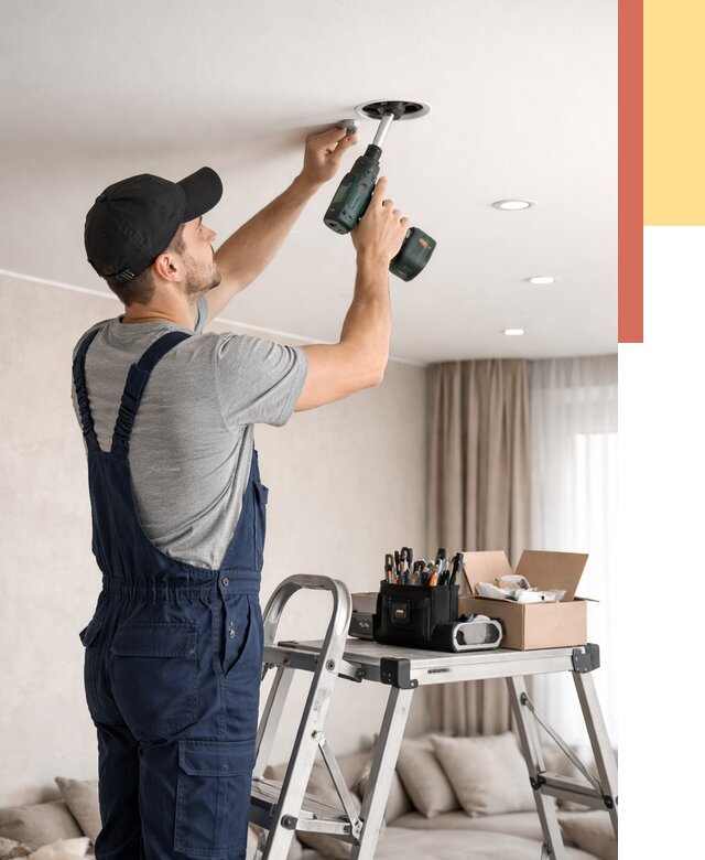 Установка и монтаж точечных светильников в натяжной потолок в Хабаровске от 1852 руб. | ОТДЕЛОЧНИК-Хбр